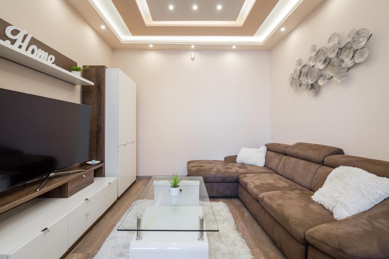 Bpr Pure Nature Designer Suite Budapest Bagian luar foto